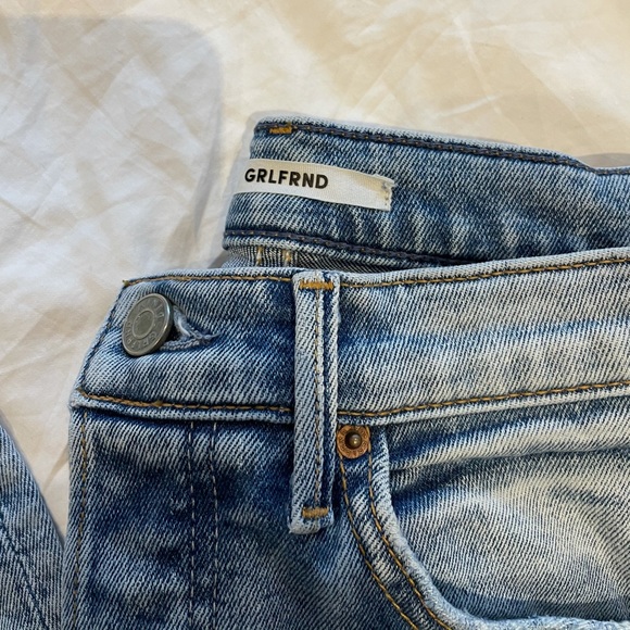 Grlfrnd Karolina distressed denim - Picture 6 of 12